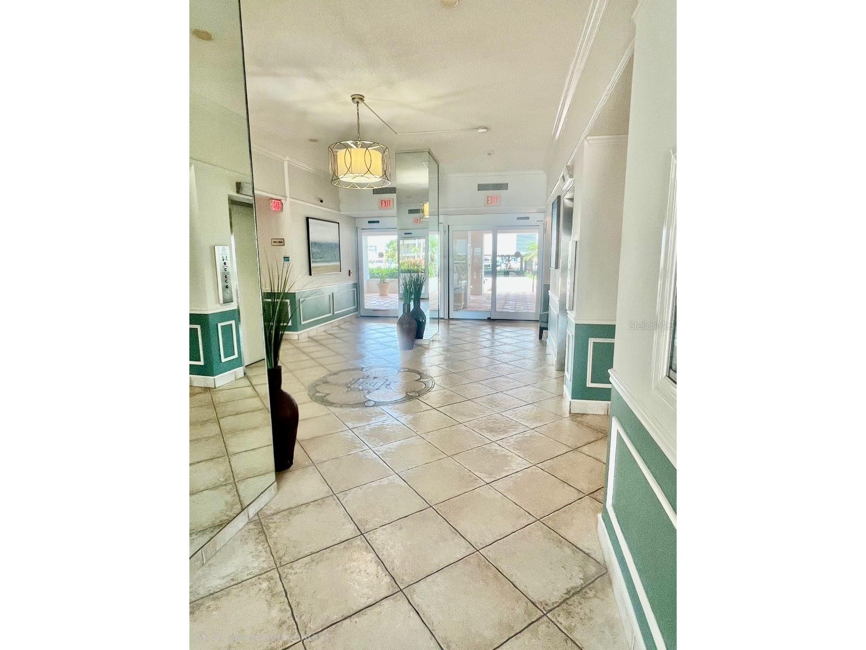851 Bayway Boulevard #405 Clearwater Beach FL 33767 TB8507467 image3