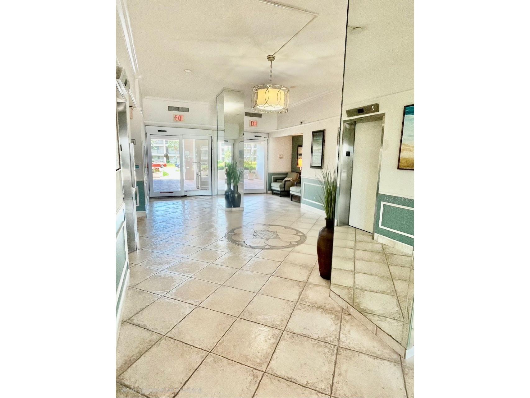 851 Bayway Boulevard #405 Clearwater Beach FL 33767 TB8507467 image5