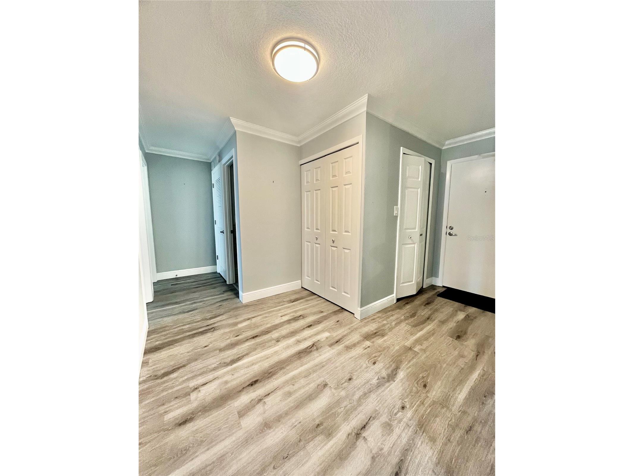 851 Bayway Boulevard #405 Clearwater Beach FL 33767 TB8507467 image6