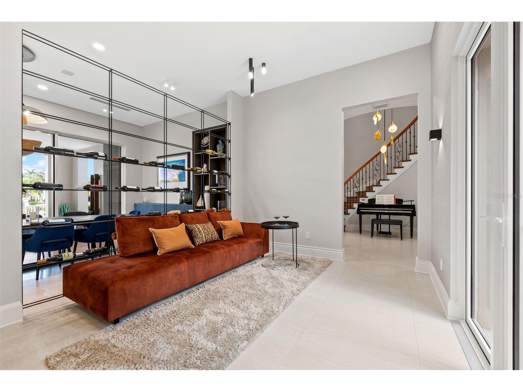851 Brightwaters Boulevard NE Saint Petersburg FL 33704 TB8475019 image10