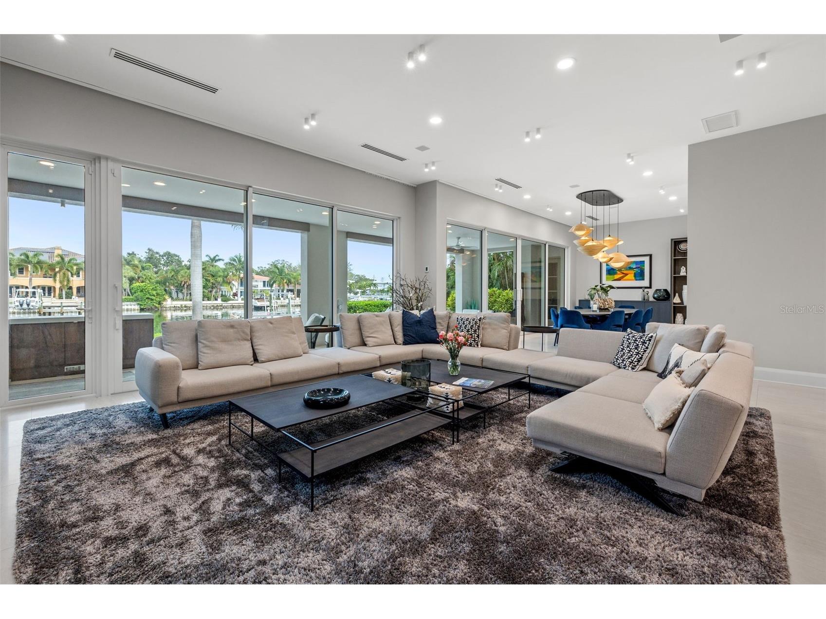 851 Brightwaters Boulevard NE Saint Petersburg FL 33704 TB8475019 image17