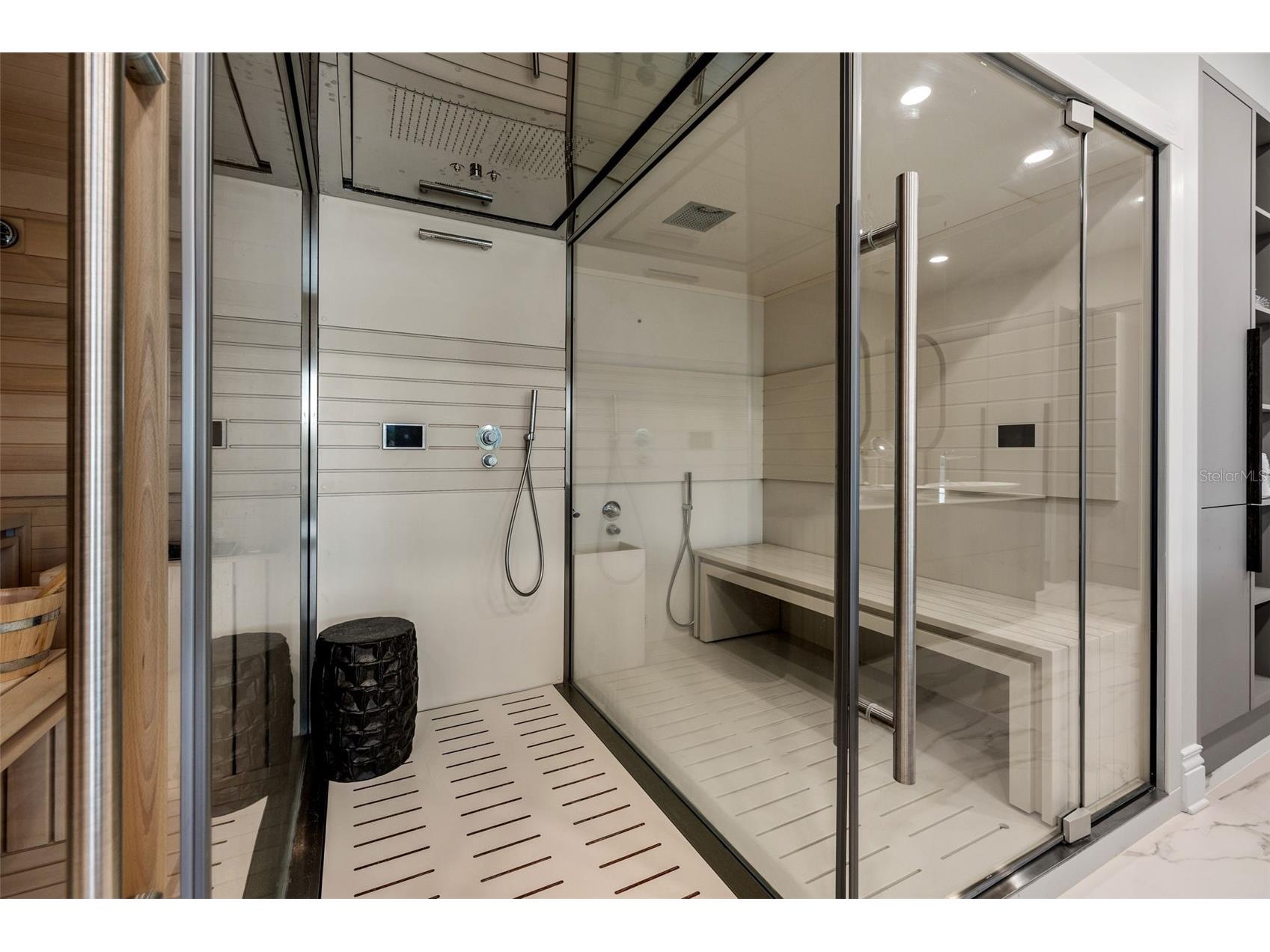 851 Brightwaters Boulevard NE Saint Petersburg FL 33704 TB8475019 image34