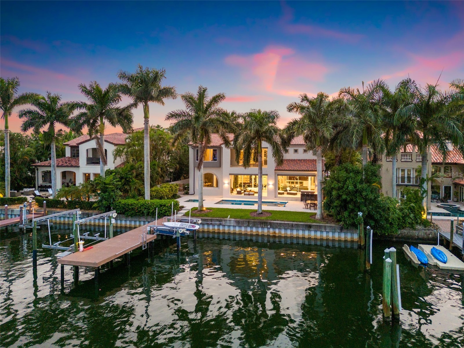 851 Brightwaters Boulevard NE Saint Petersburg FL 33704 TB8475019 image48