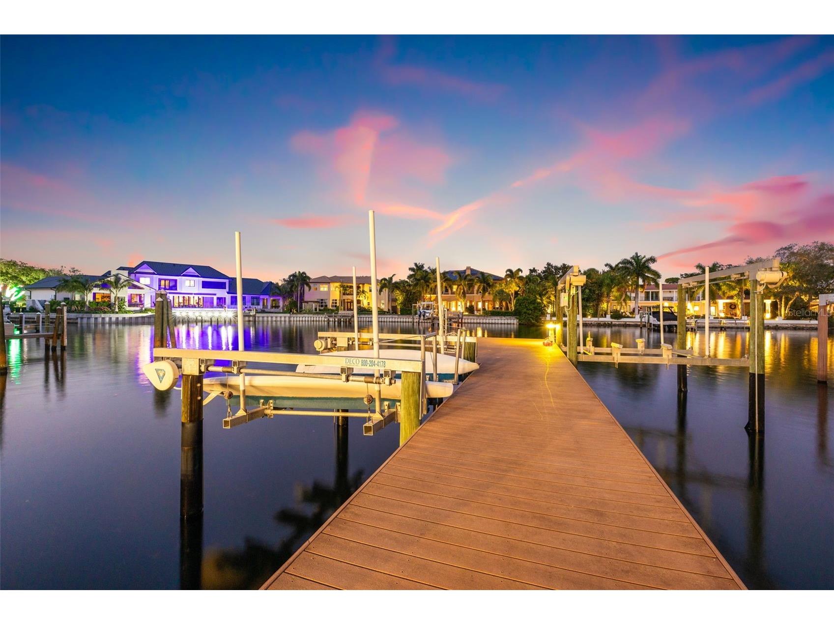 851 Brightwaters Boulevard NE Saint Petersburg FL 33704 TB8475019 image59