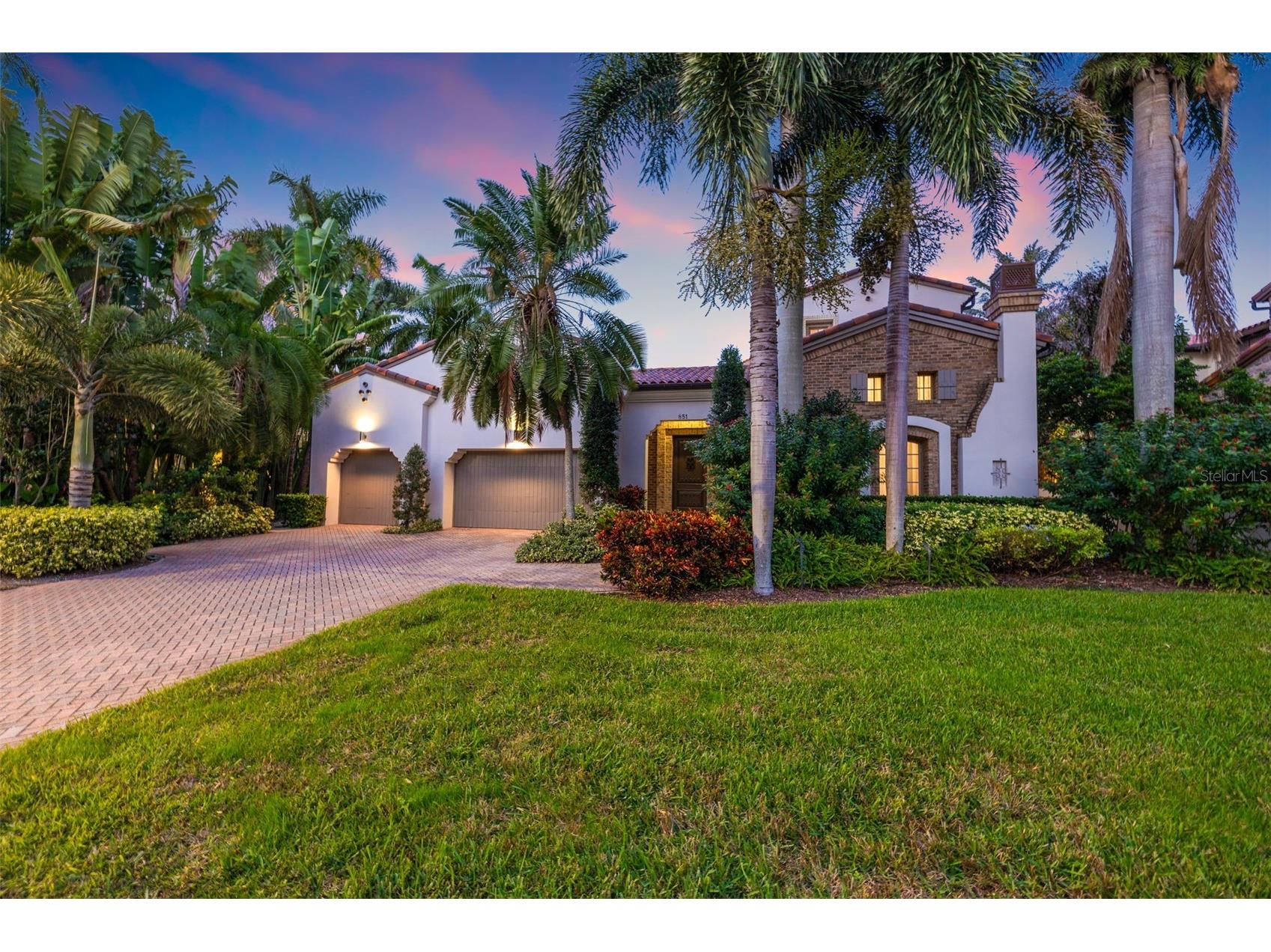 851 Brightwaters Boulevard NE Saint Petersburg FL 33704 TB8475019 image60