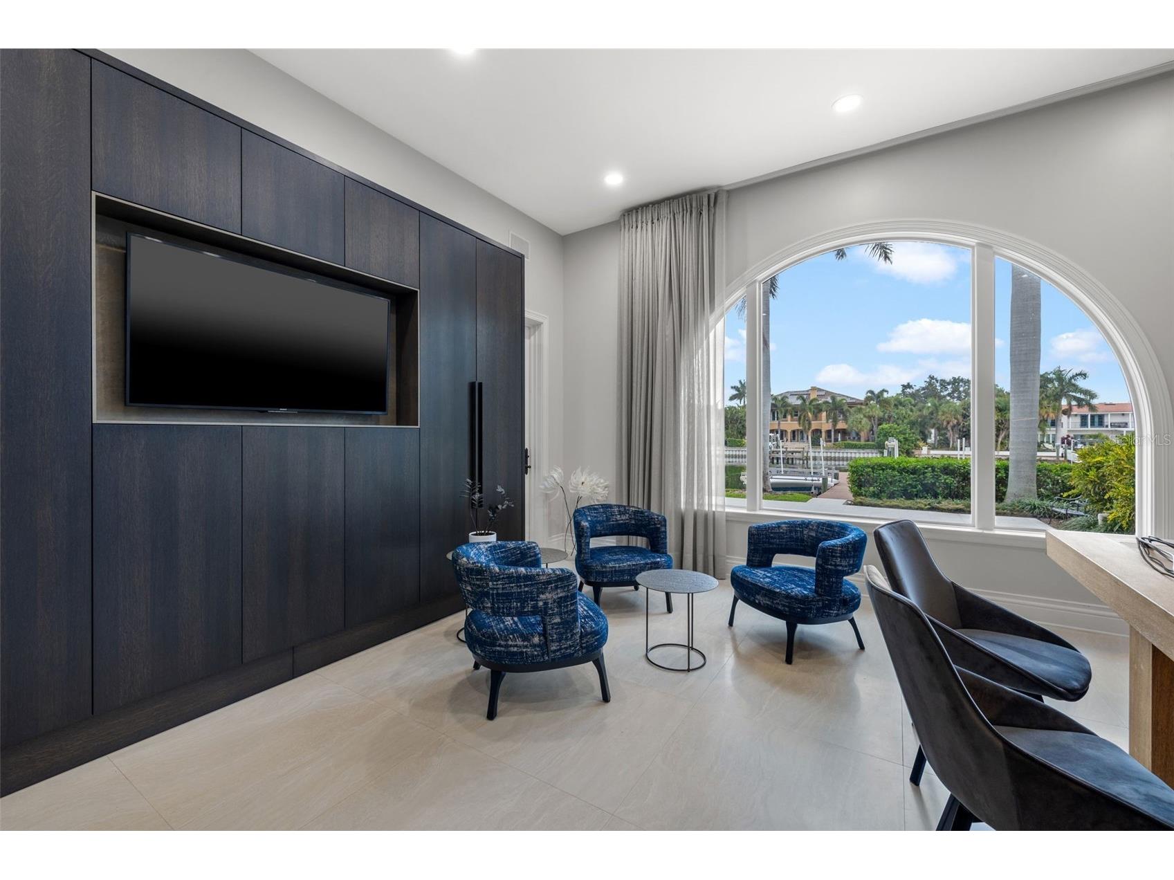851 Brightwaters Boulevard NE Saint Petersburg FL 33704 TB8475019 image9