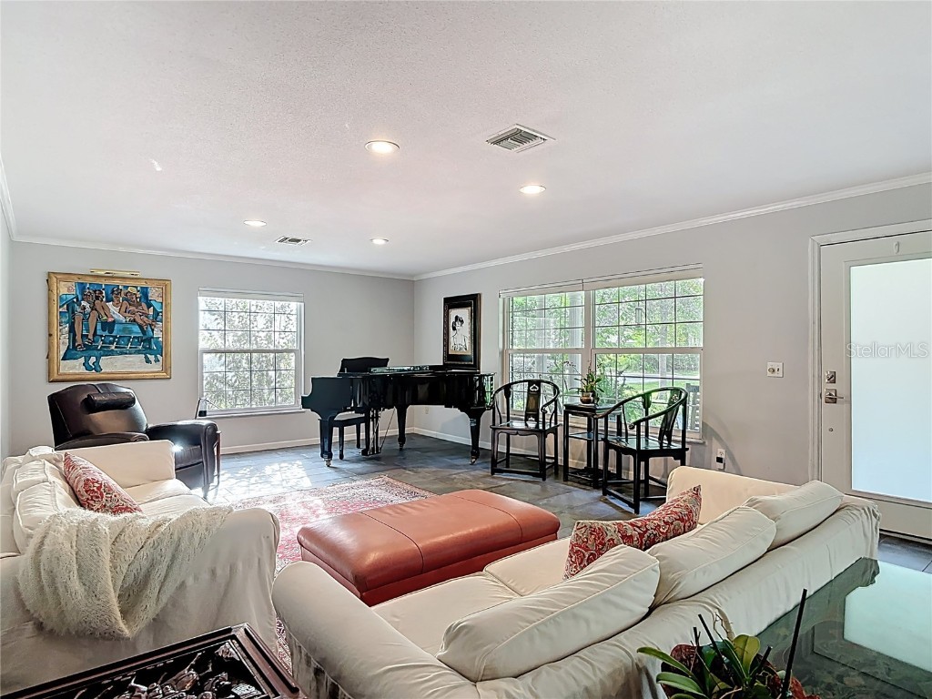 851 E Pennsylvania Avenue Deland FL 32724 V4945051 image17