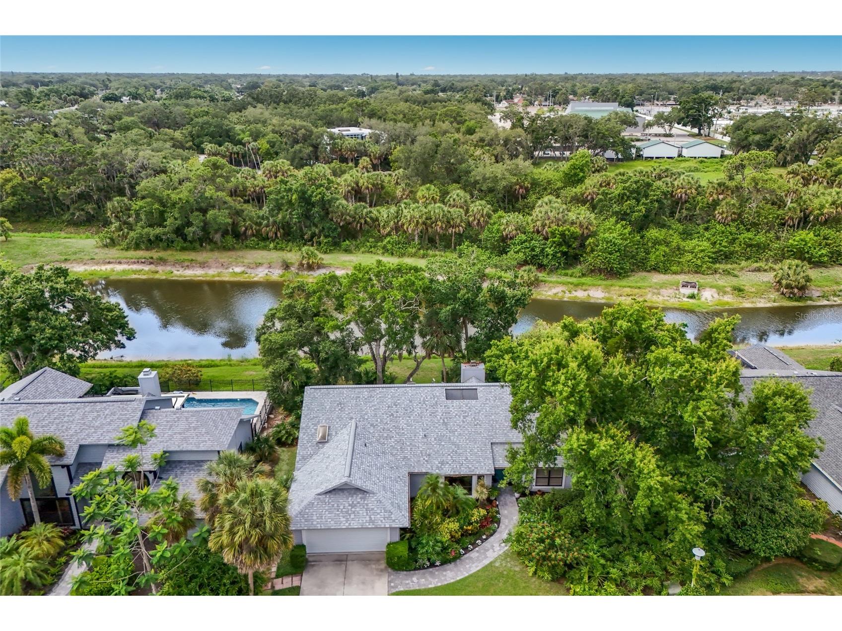 851 Faulkwood Court Sarasota FL 34232 A4695397 image37