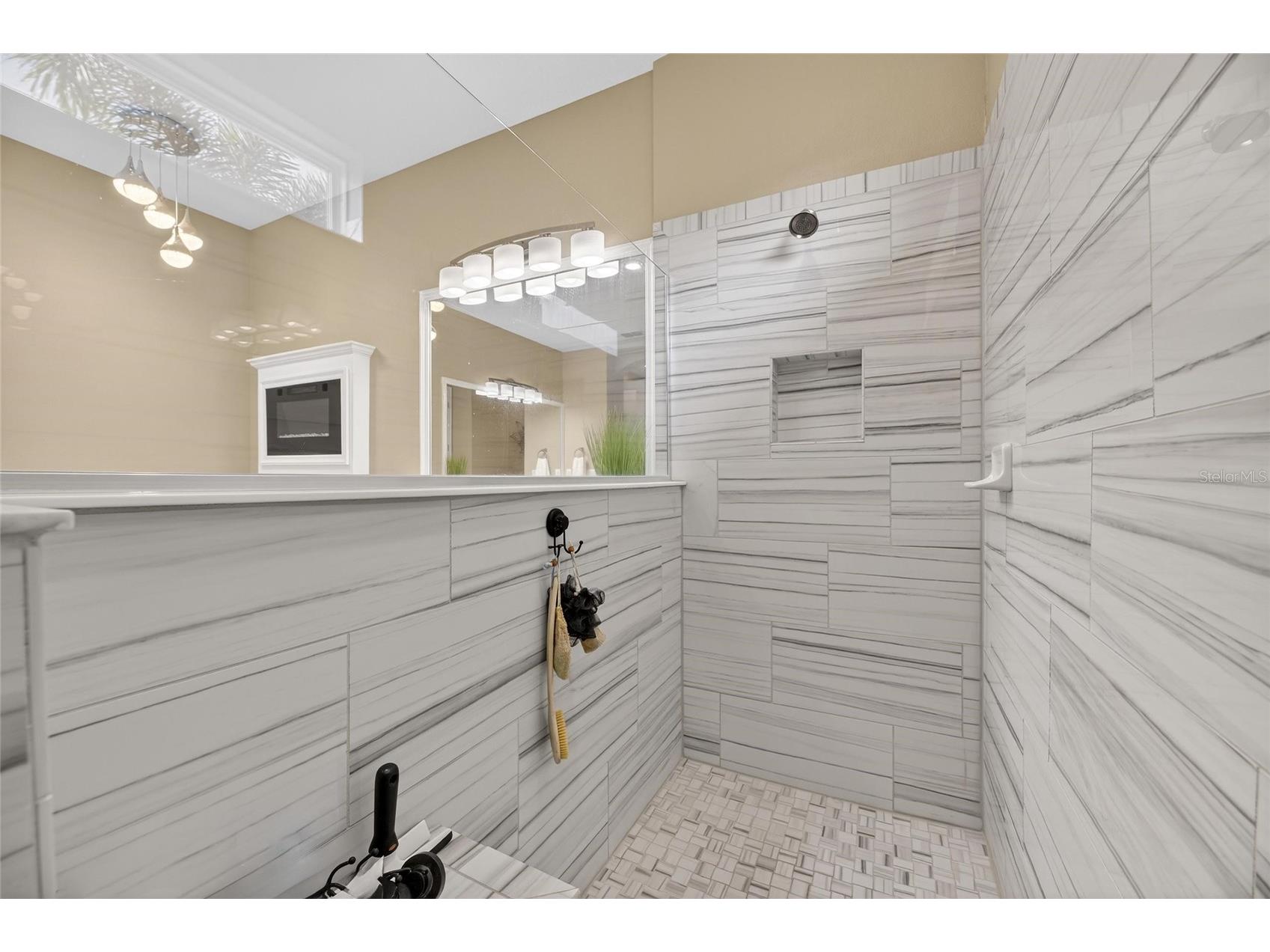 851 Manns Harbor Drive Apollo Beach FL 33572 TB8459532 image51