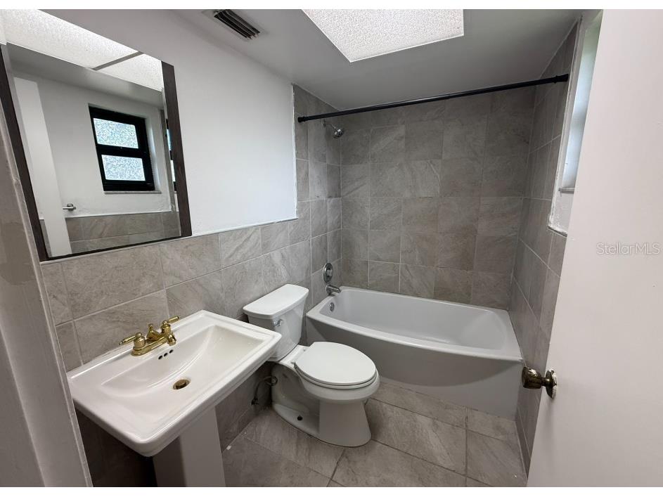 851 Mecca Drive #C Sarasota FL 34234 A4665453 image5