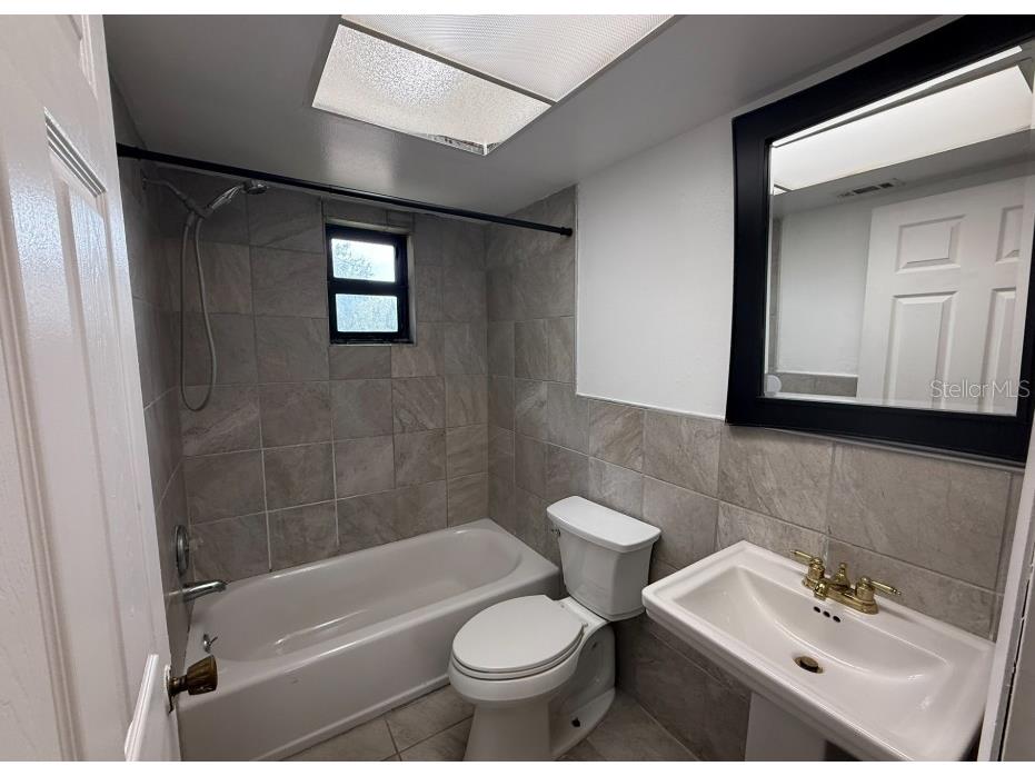 851 Mecca Drive #C Sarasota FL 34234 A4665453 image7