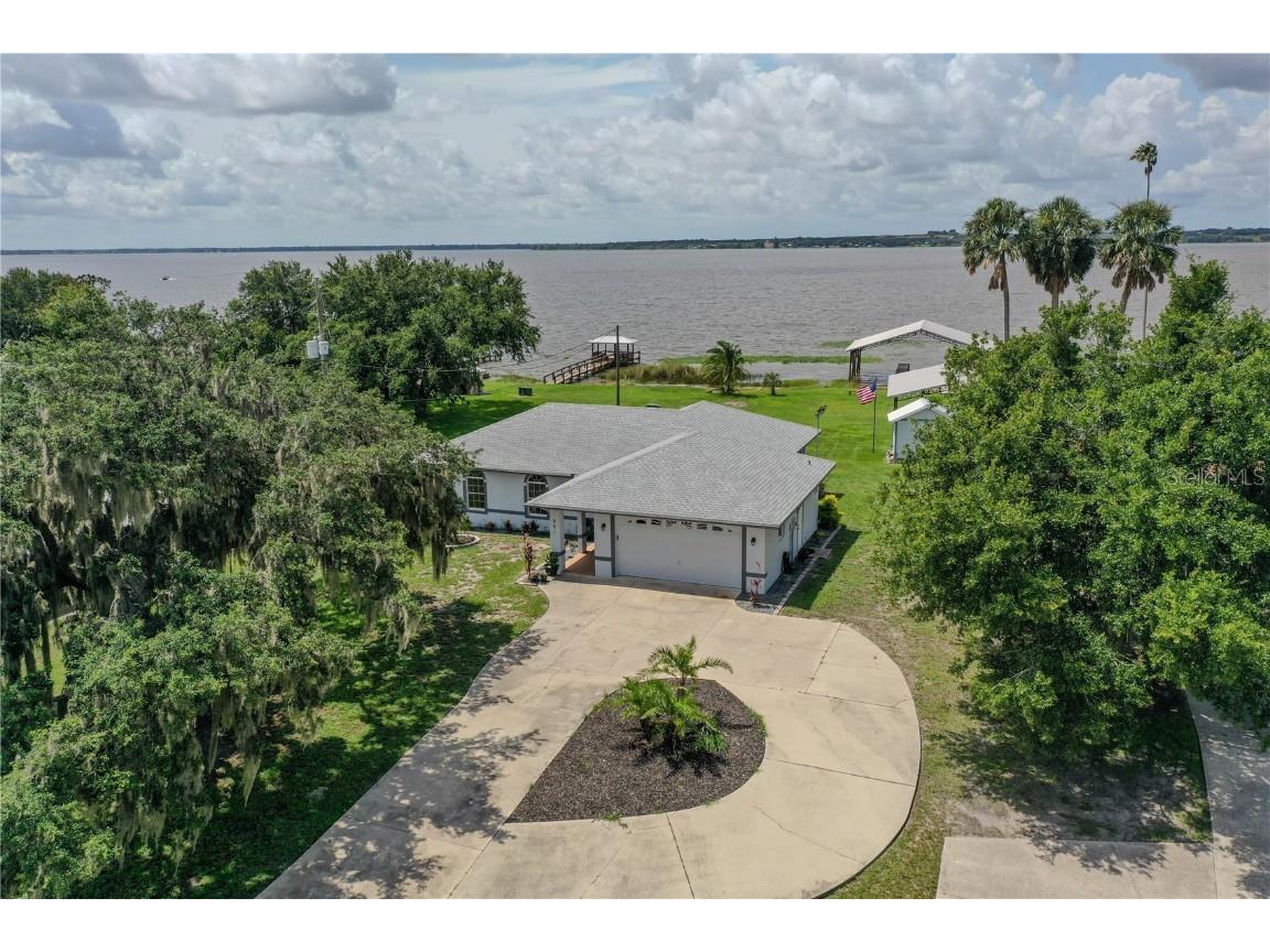 851 N Lake Reedy Boulevard Frostproof FL 33843 - LAKE REEDY P4935442 image1