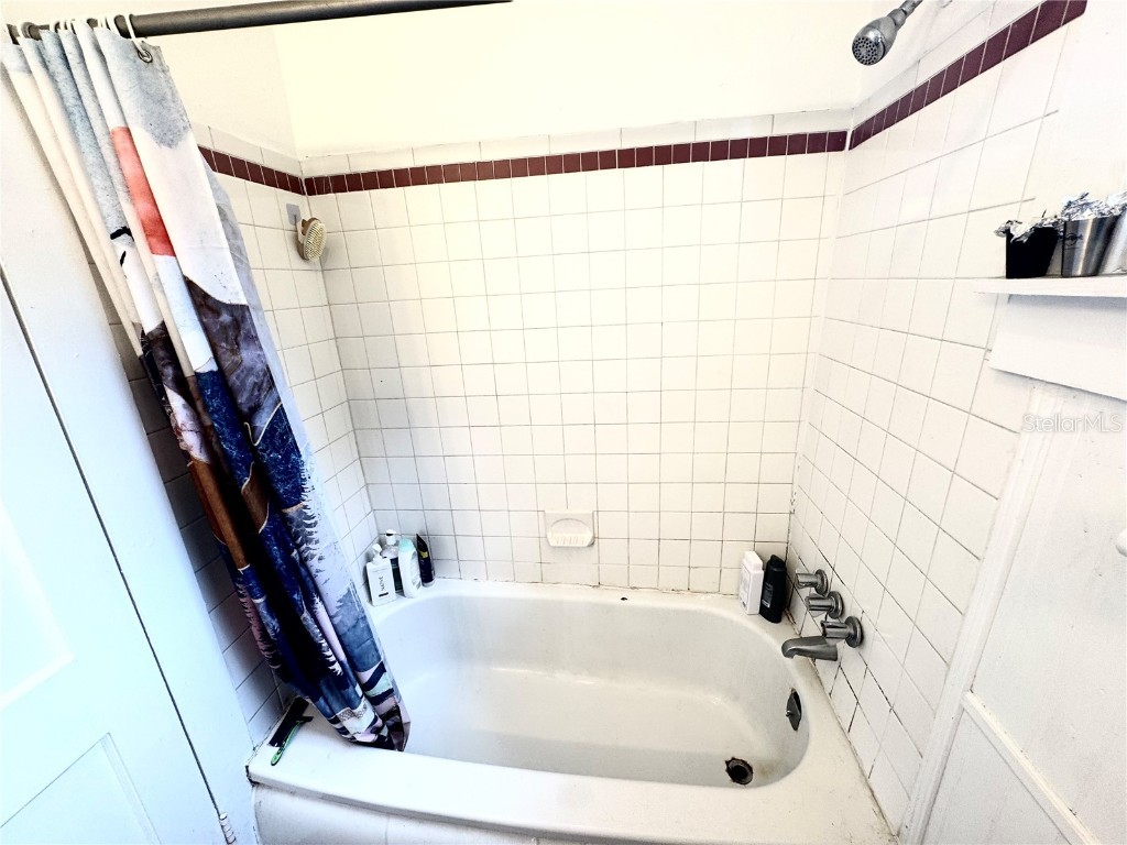 851 SE 23rd Street Gainesville FL 32641 GC529948 image12