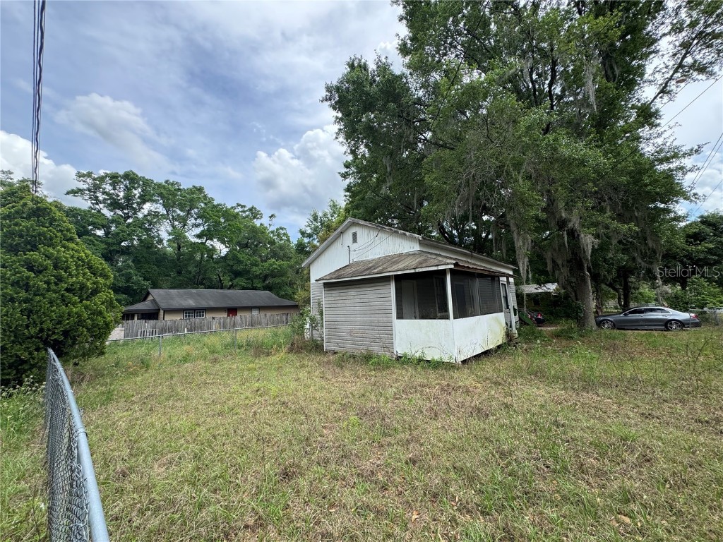 851 SE 23rd Street Gainesville FL 32641 GC529948 image24