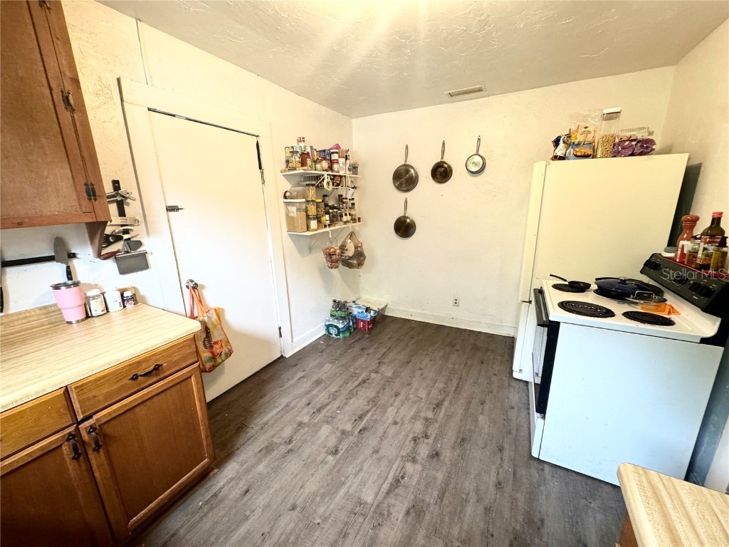 851 SE 23rd Street Gainesville FL 32641 GC529948 image7