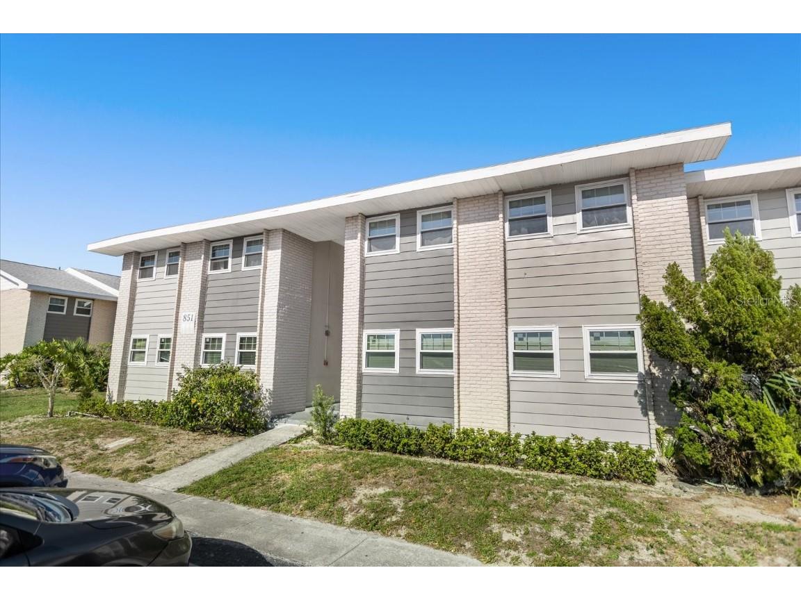851 Sky Lake Circle #A Orlando FL 32809 O6108348 image1