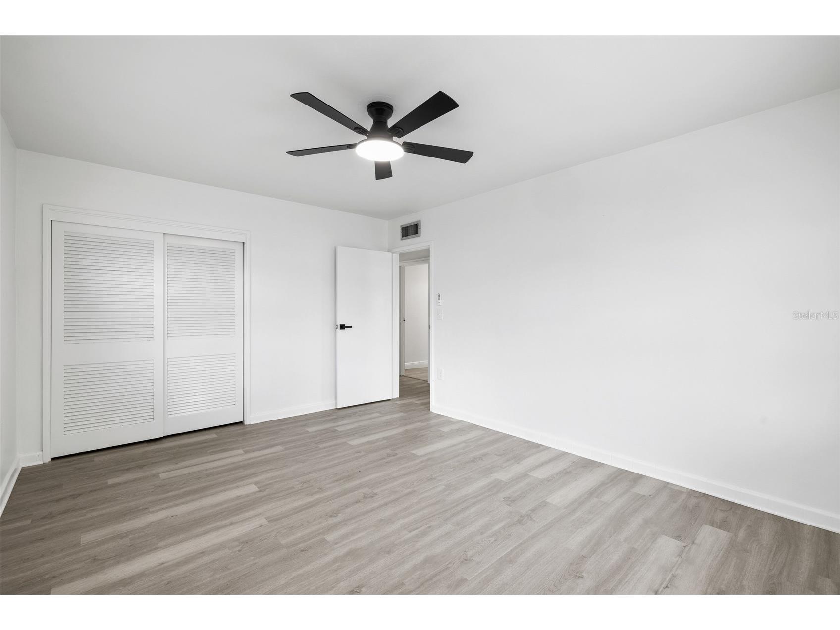 8510 N Seminole Avenue Tampa FL 33604 TB8501273 image24