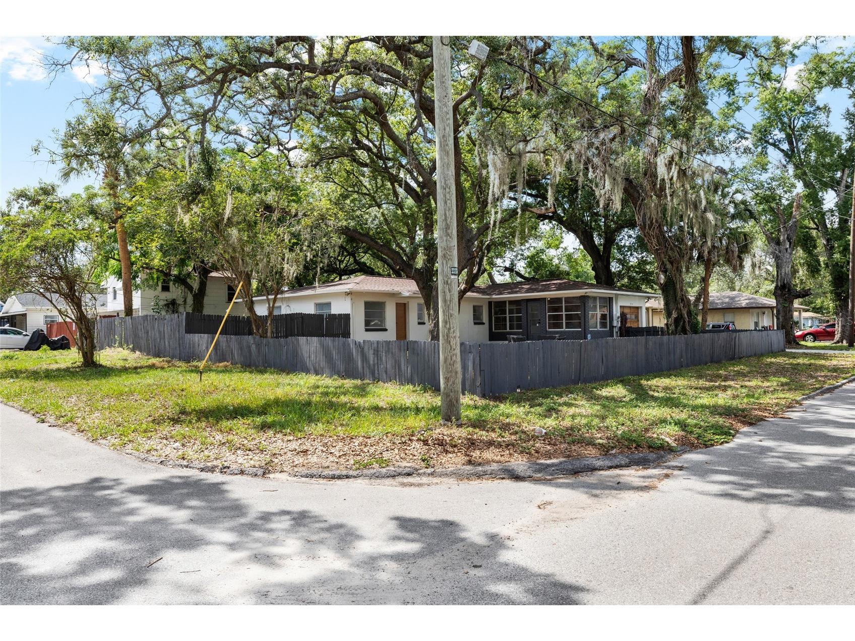 8510 N Seminole Avenue Tampa FL 33604 TB8501273 image29