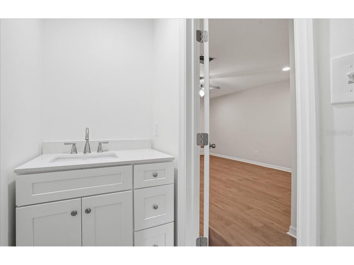 8511 12th Way N #A Saint Petersburg FL 33702 TB8466737 image10