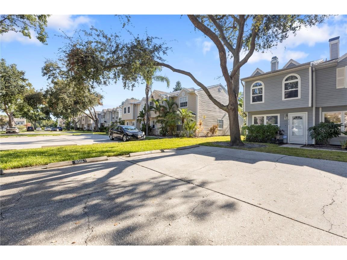 8511 J R Manor Drive Tampa FL 33634 TB8419995 image1