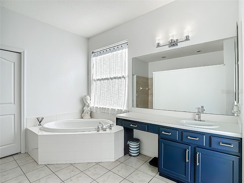 8511 Portage Avenue Tampa FL 33647 TB8402079 image22