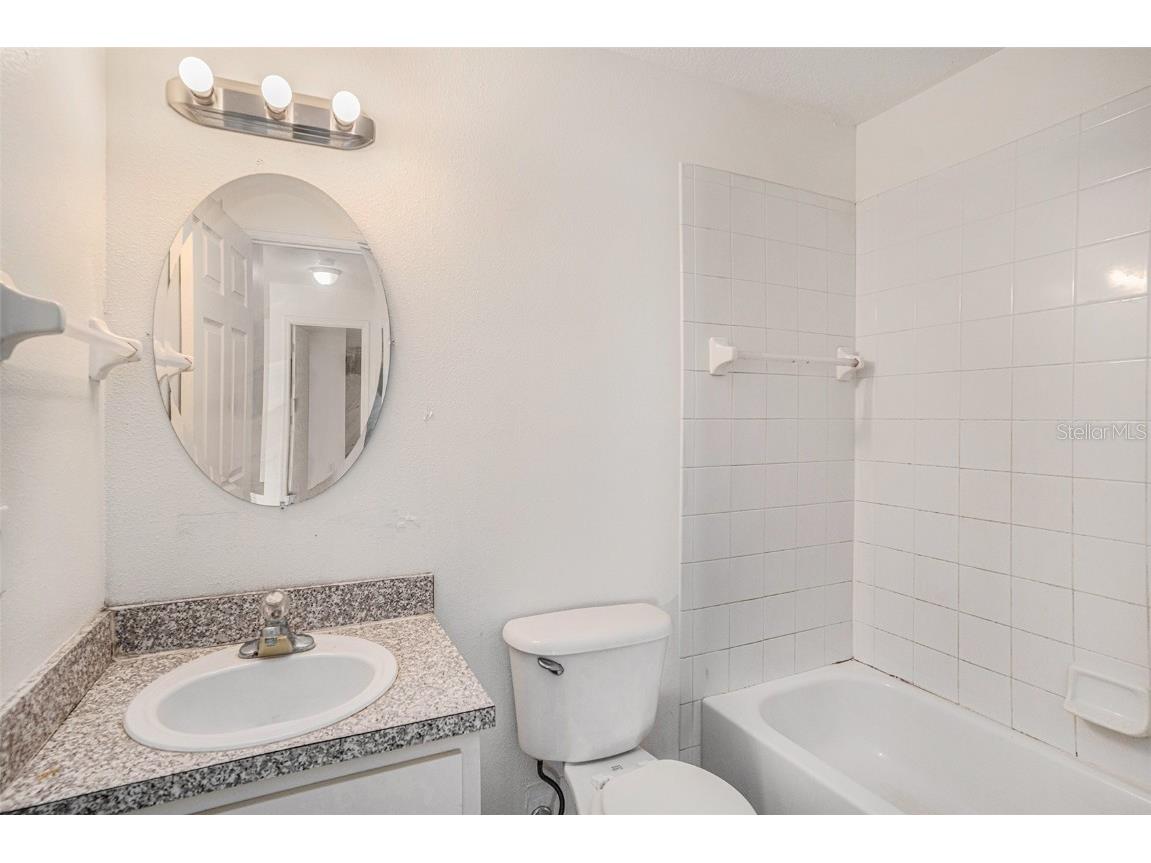 8512 Lazy River Drive Tampa FL 33617 TB8450978 image15