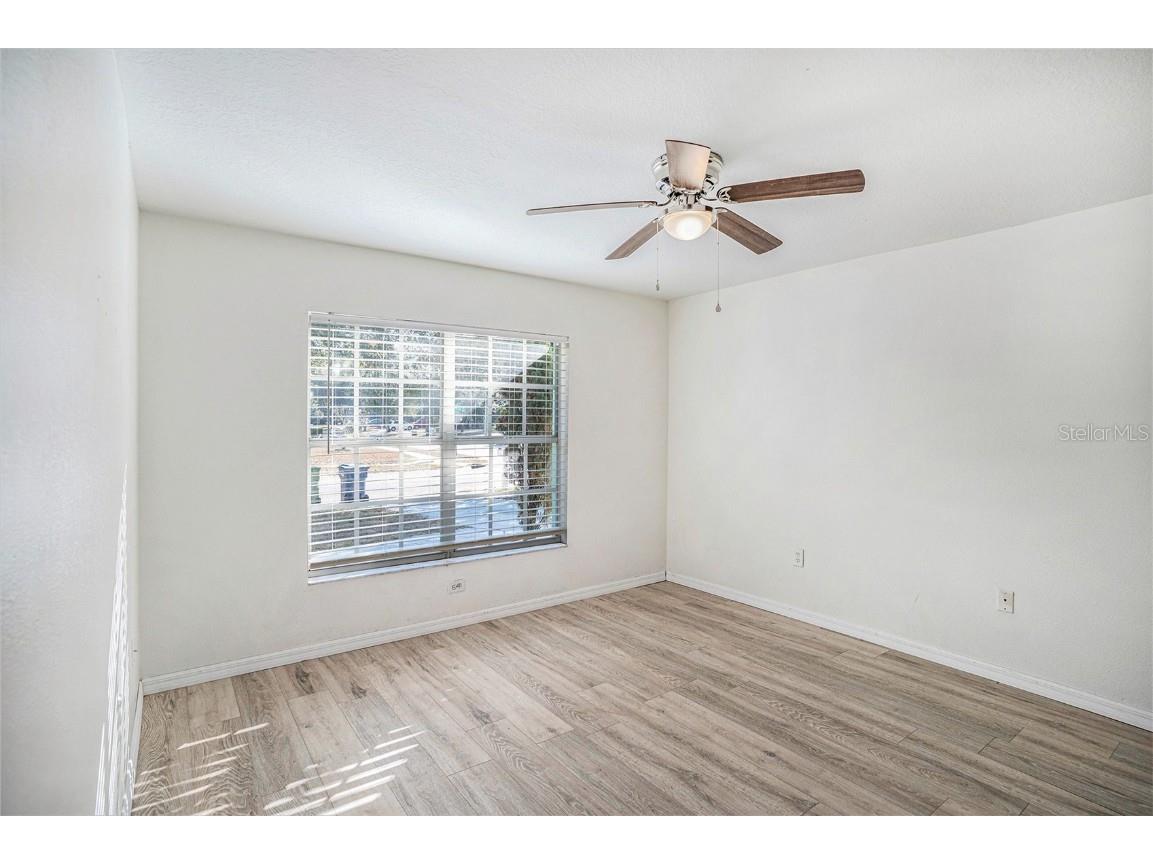 8512 Lazy River Drive Tampa FL 33617 TB8450978 image16