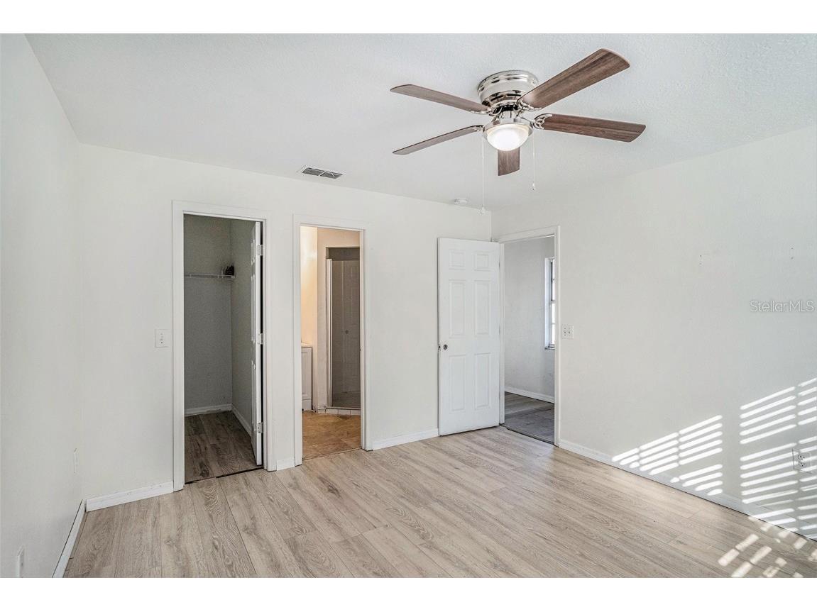 8512 Lazy River Drive Tampa FL 33617 TB8450978 image17