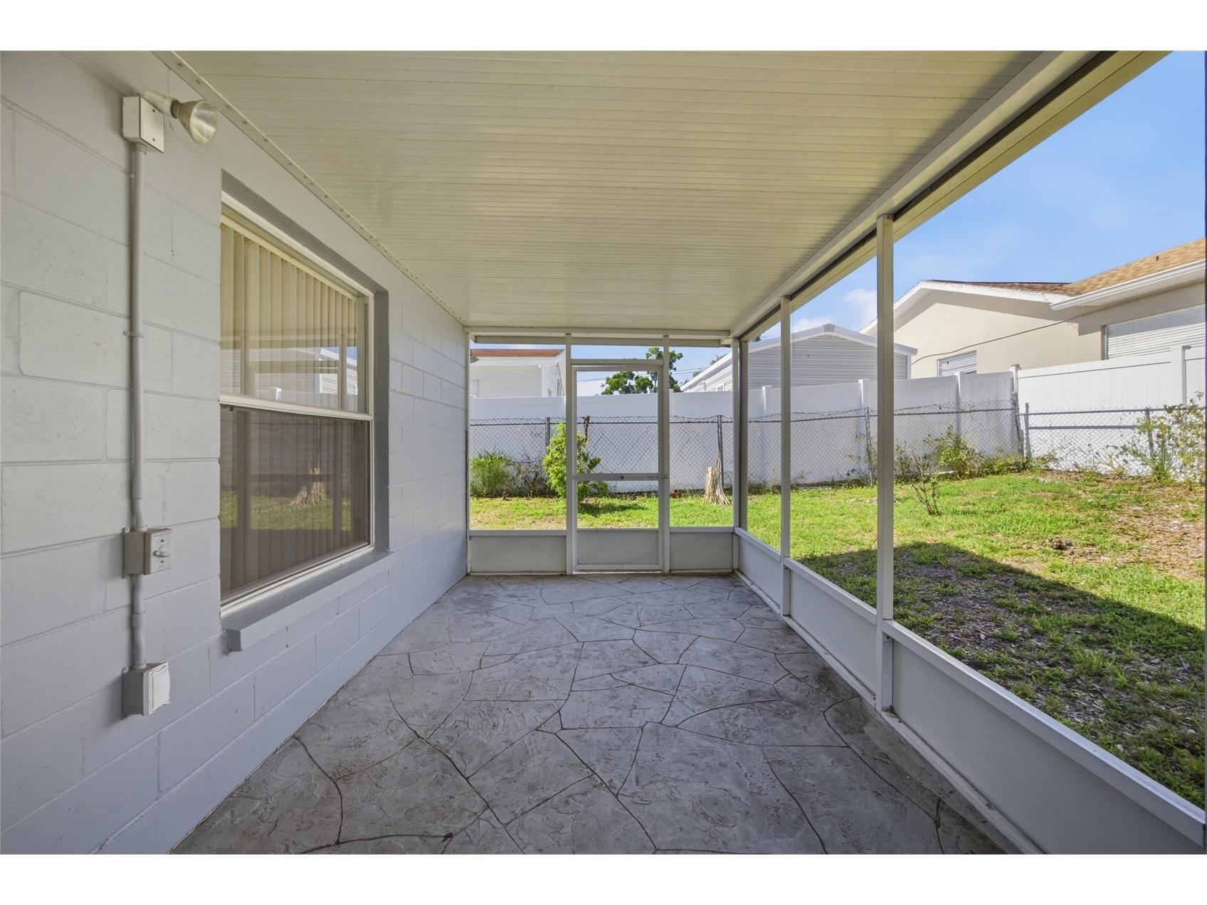 8512 N Dixon Avenue Tampa FL 33604 TB8505739 image25