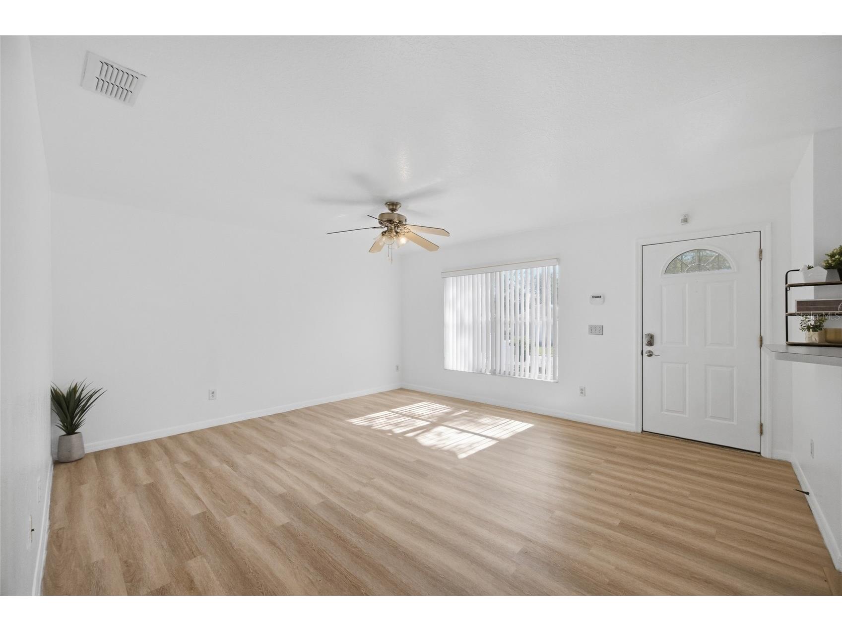 8512 N Dixon Avenue Tampa FL 33604 TB8505739 image7