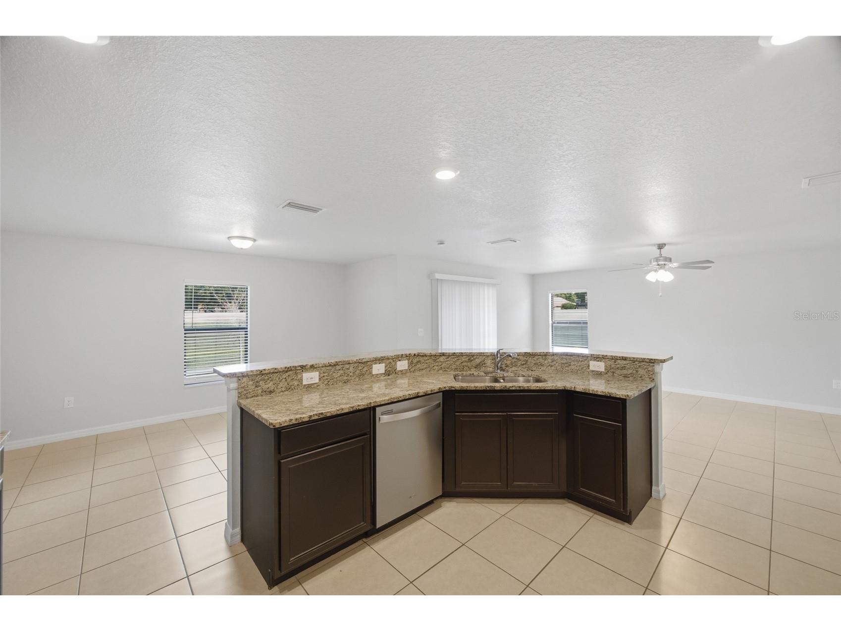 8512 Silverbell Loop Brooksville FL 34613 TB8512206 image10
