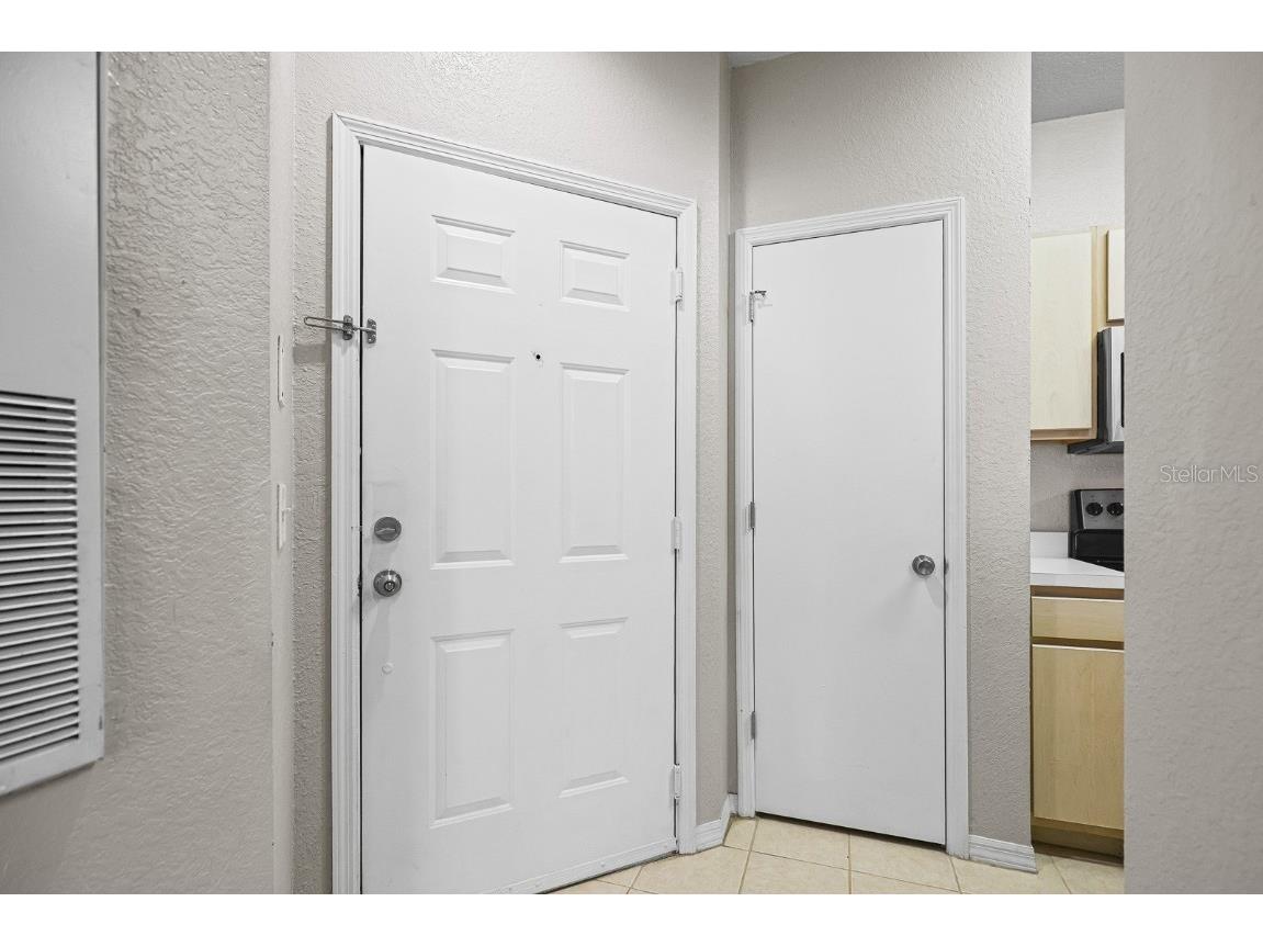 8513 Lucuya Way #209 Temple Terrace FL 33637 TB8450647 image4