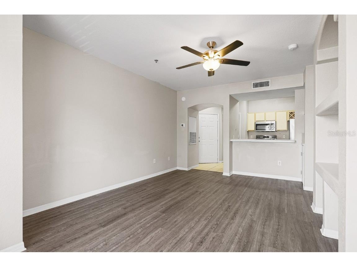 8513 Lucuya Way #209 Temple Terrace FL 33637 TB8450647 image8