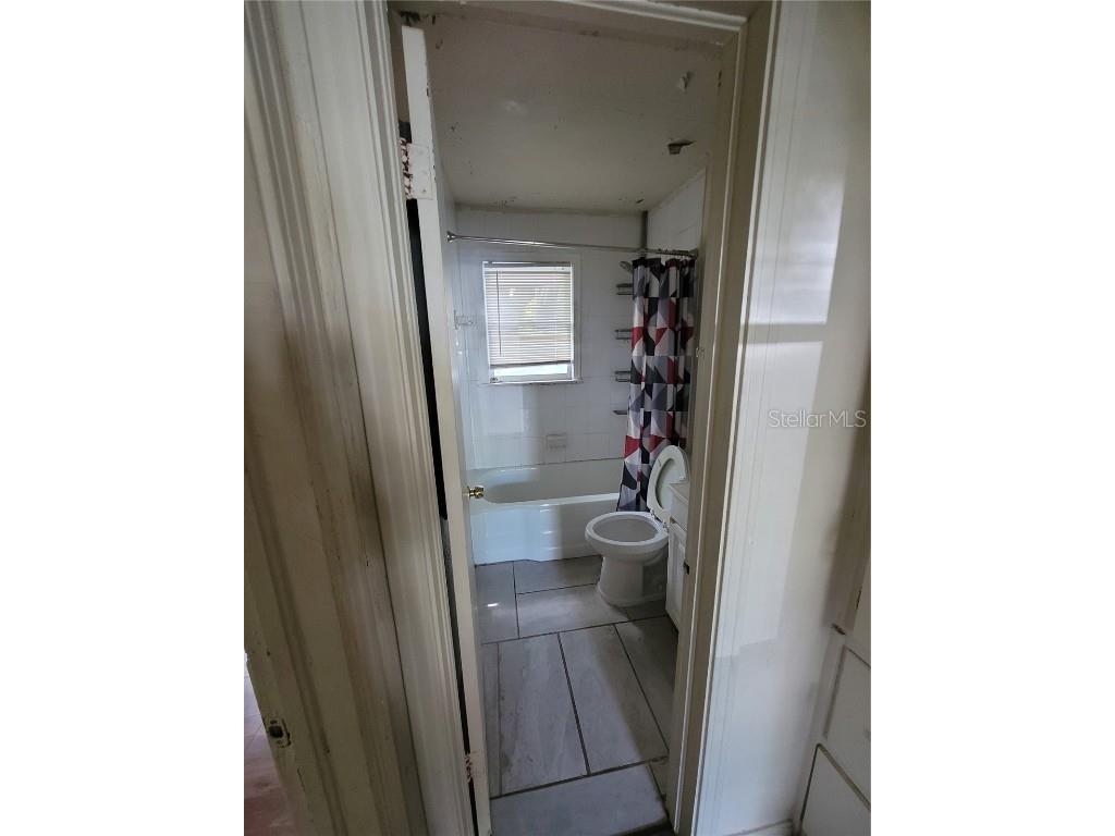 8513 N Dexter Avenue Tampa FL 33604 TB8439091 image11