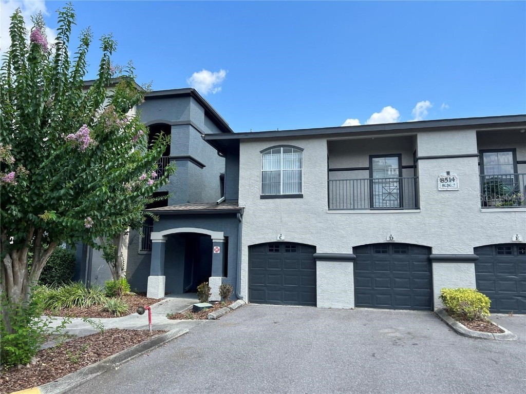 8514 Lucuya Way #207 Temple Terrace FL 33637 T3542597 image1