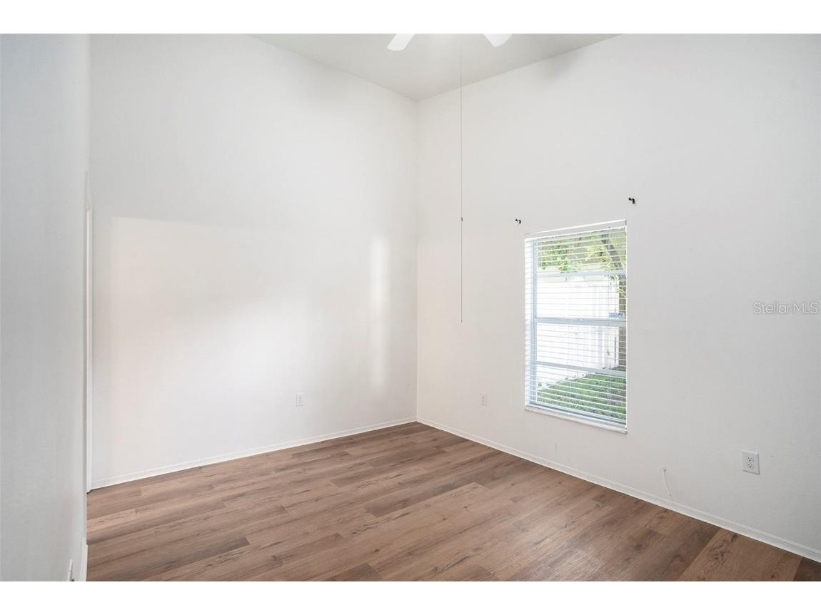 8514 N Hyaleah Road Tampa FL 33617 TB8411305 image10