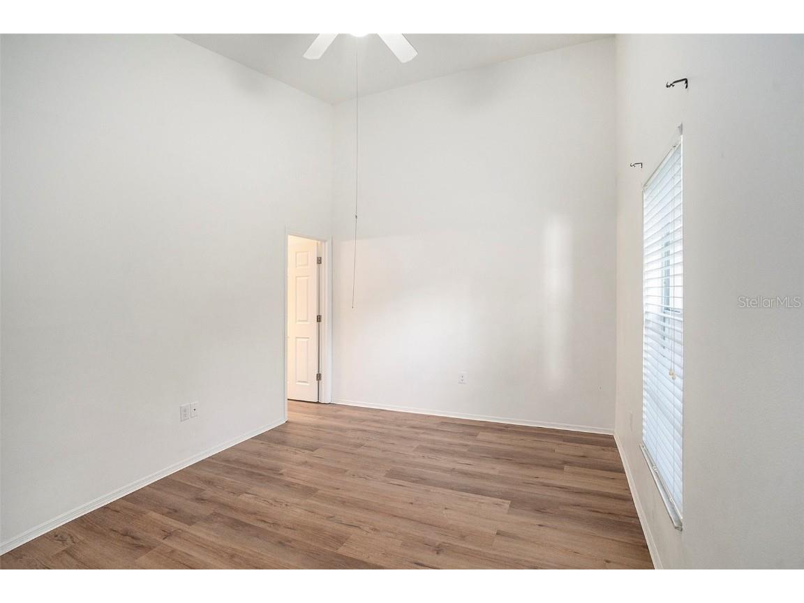 8514 N Hyaleah Road Tampa FL 33617 TB8411305 image15