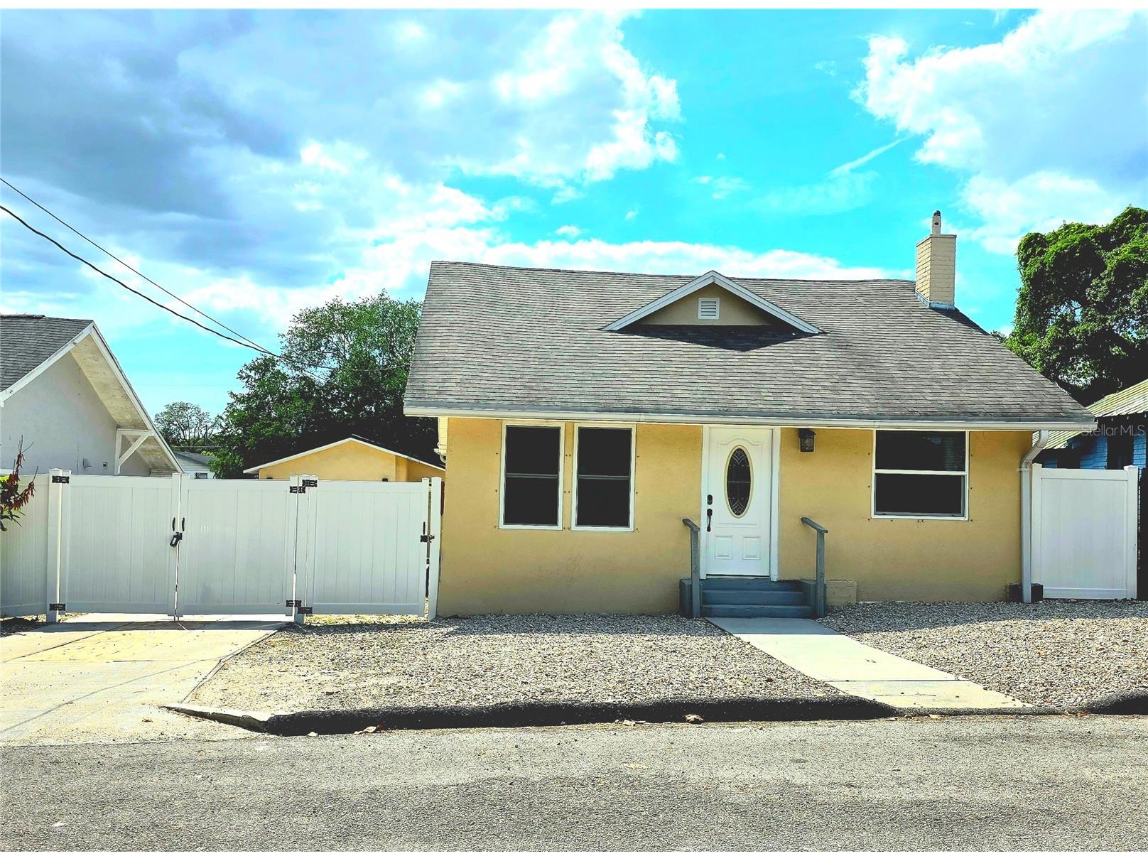 8514 N Mitchell Avenue Tampa FL 33604 R4911143 image1