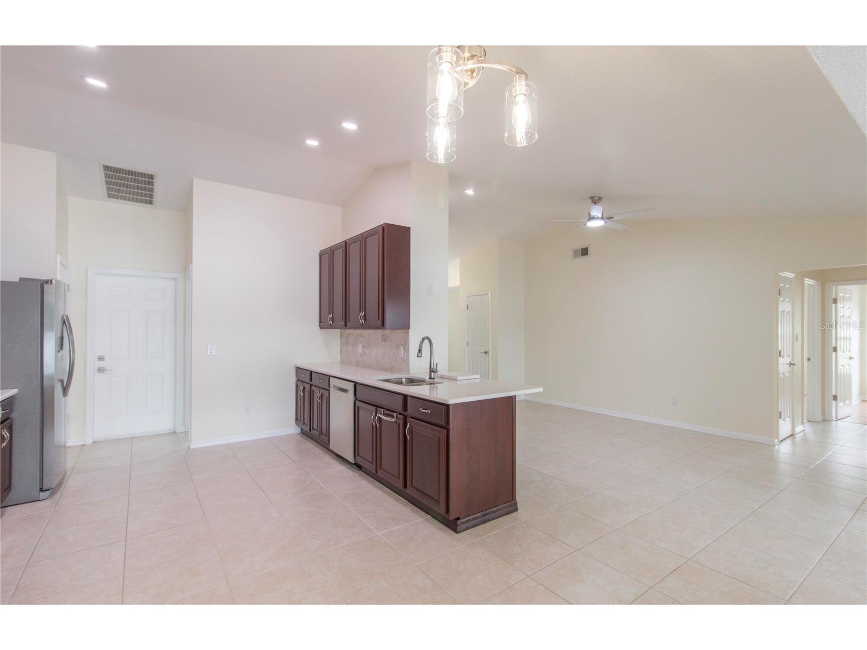 8514 Pajaro Court Orlando FL 32836 - LAKE TUCKER S5151797 image17