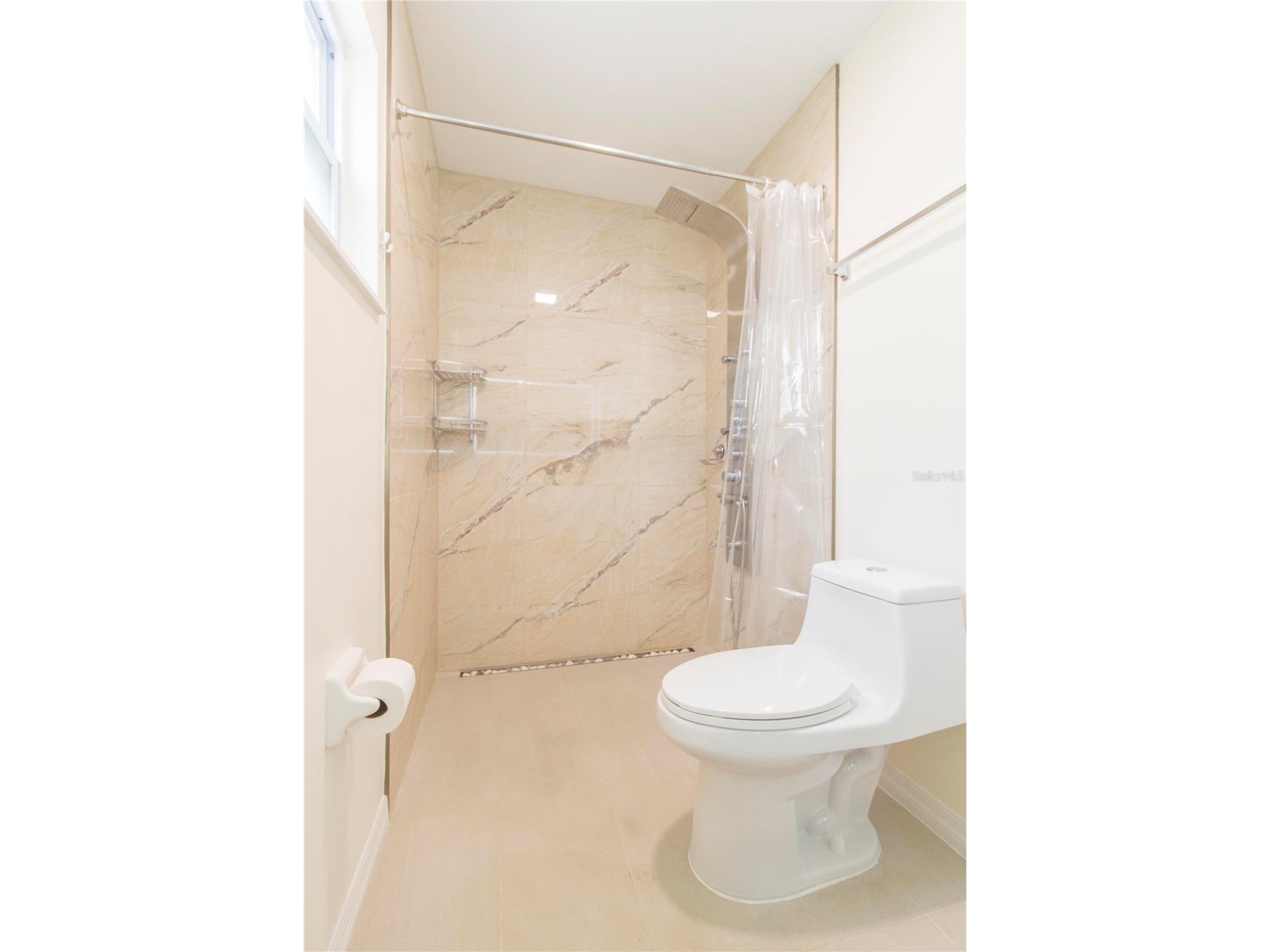 8514 Pajaro Court Orlando FL 32836 - LAKE TUCKER S5151797 image33