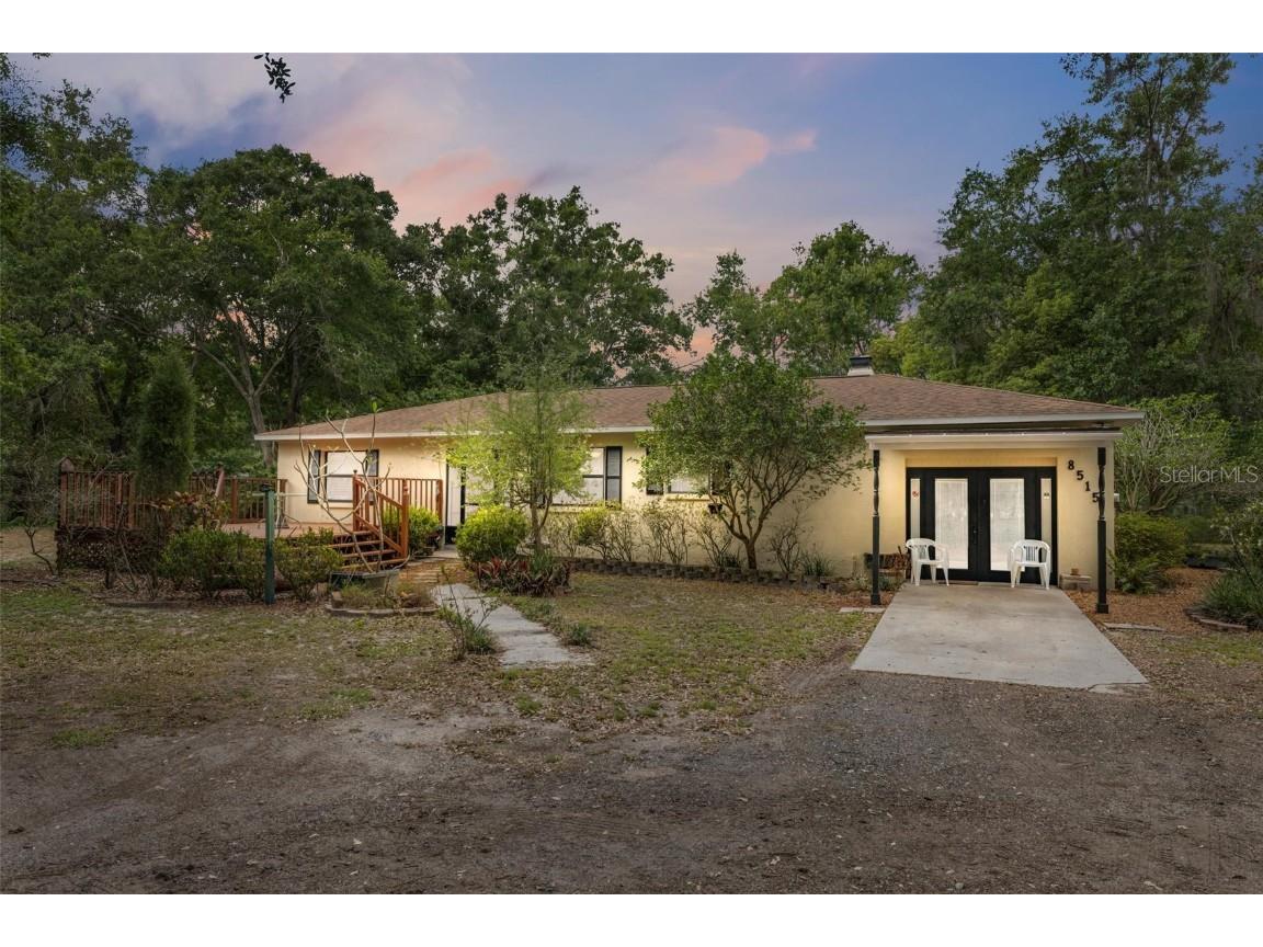8515 Gibsonton Drive Gibsonton FL 33534 T3440894 image1