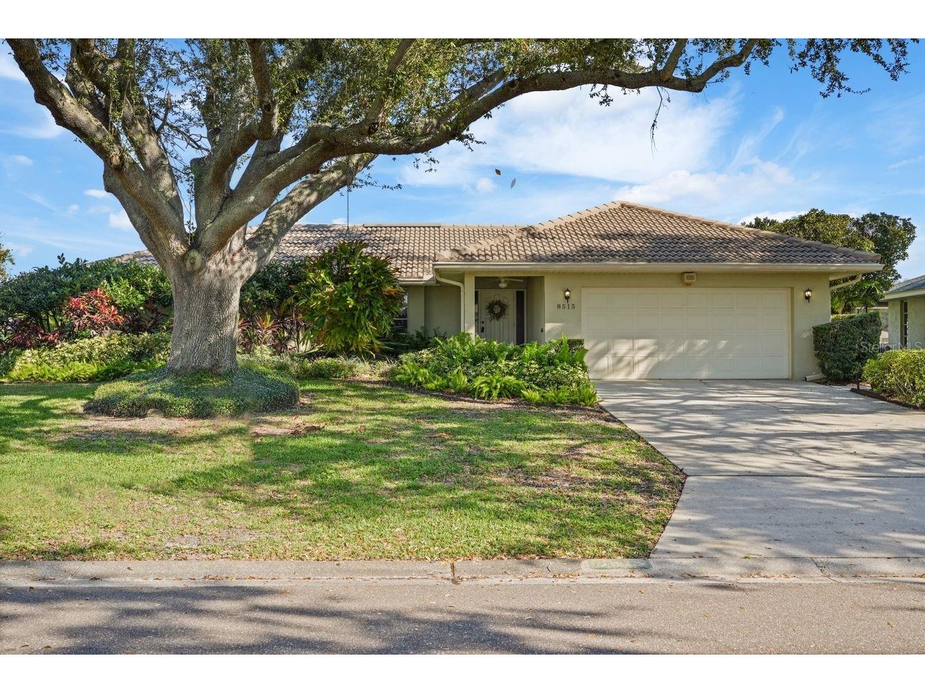 8515 Macoma Drive NE Saint Petersburg FL 33702 TB8396428 image1