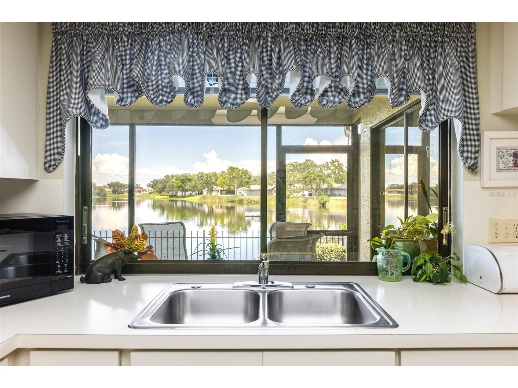 8515 Macoma Drive NE Saint Petersburg FL 33702 TB8396428 image16