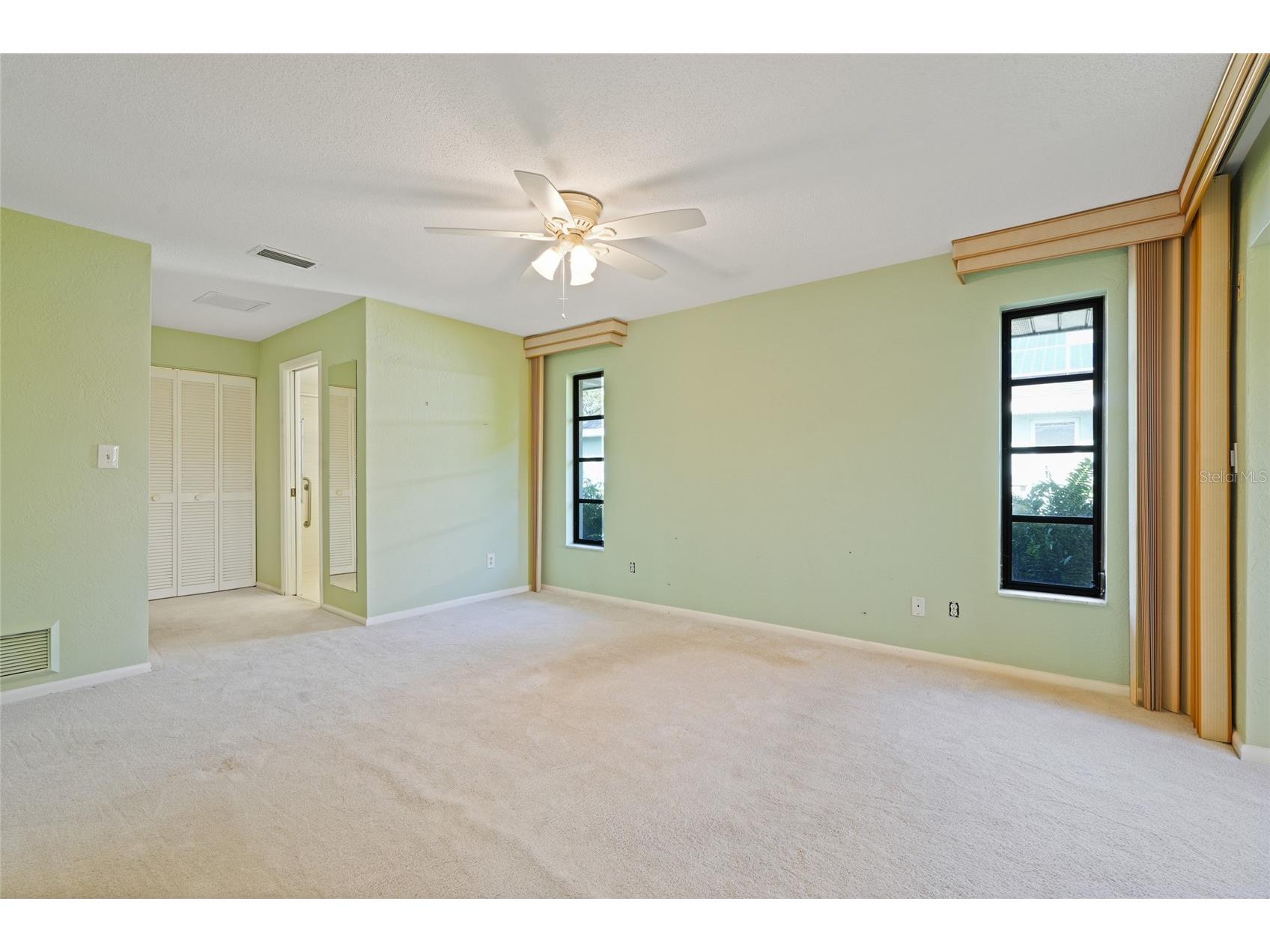 8515 Macoma Drive NE Saint Petersburg FL 33702 TB8396428 image23