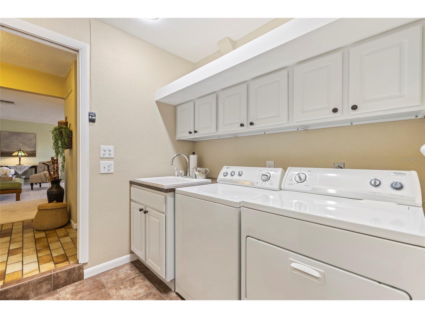 8515 Macoma Drive NE Saint Petersburg FL 33702 TB8396428 image28