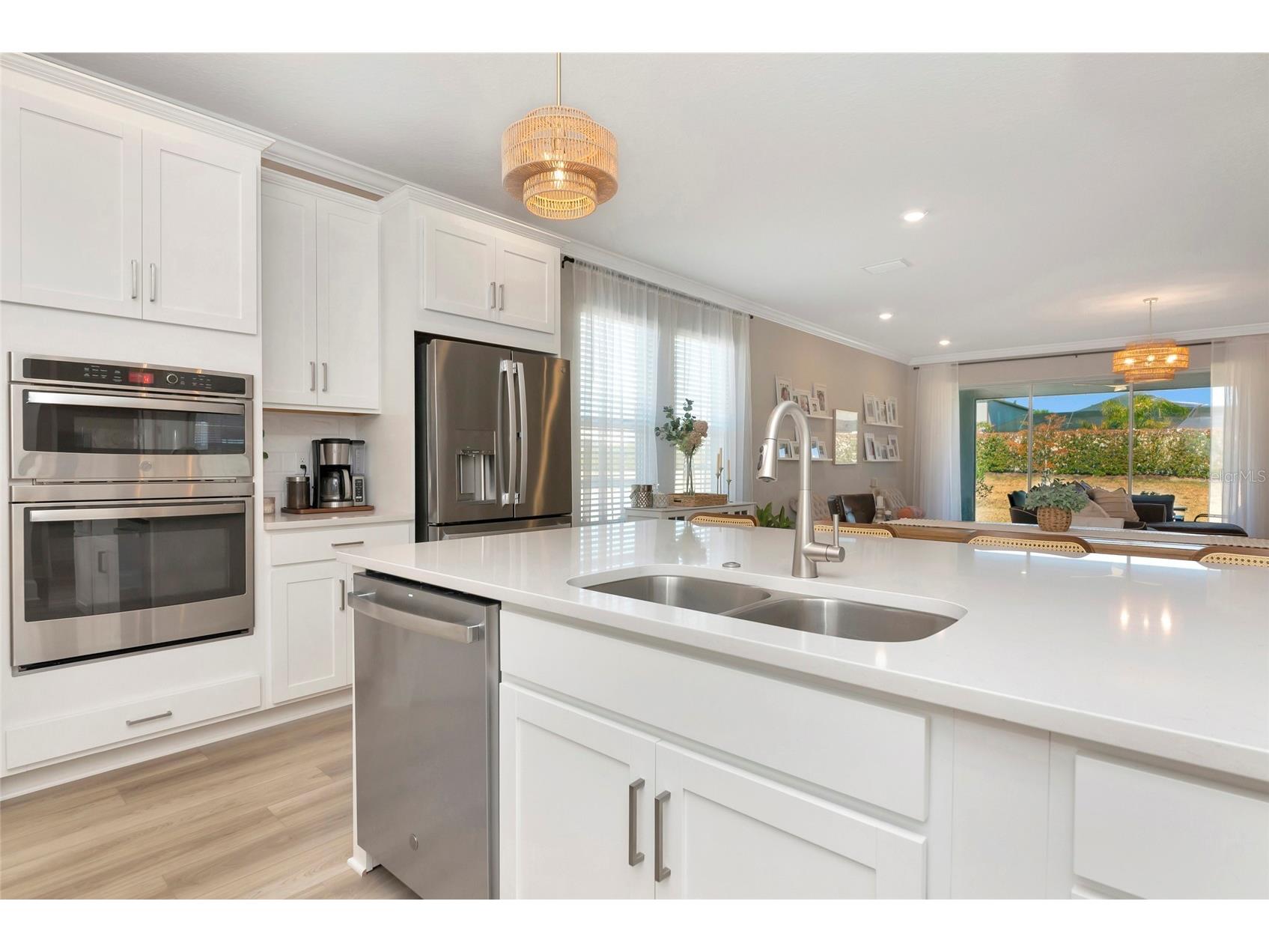 8516 Golden Dawn Court Sarasota FL 34241 A4681838 image14