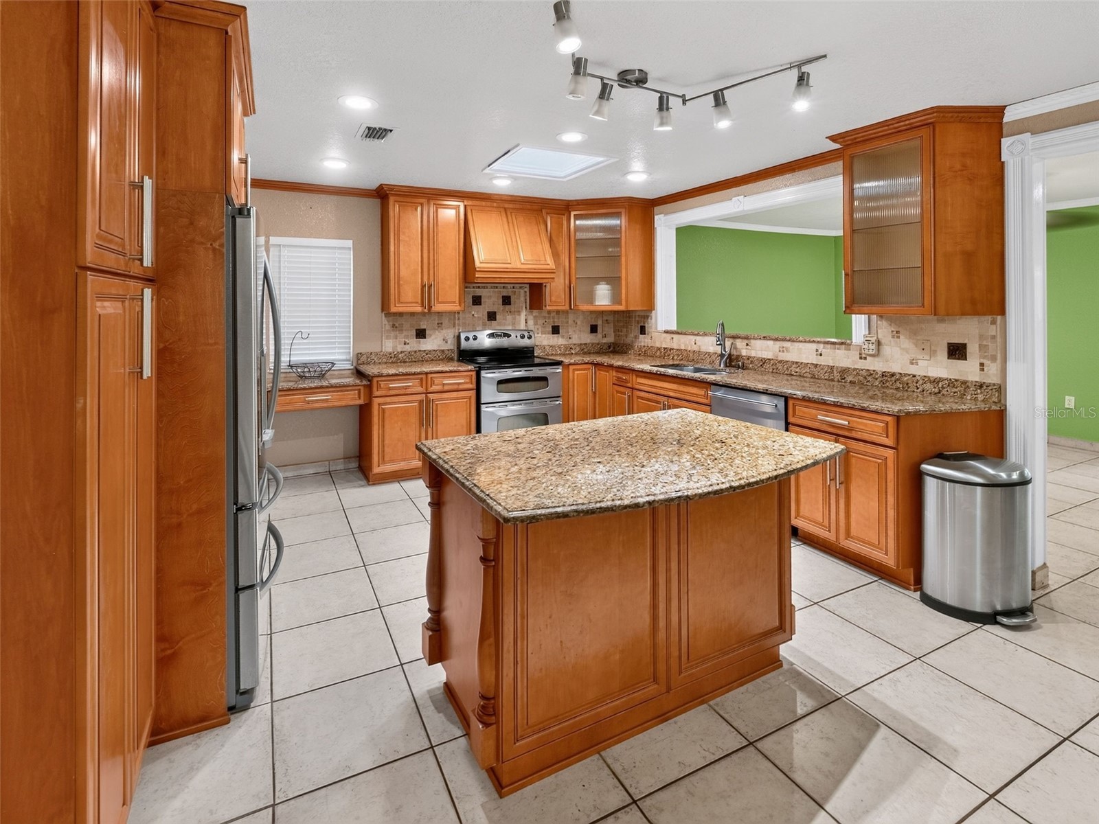 8516 Twin Lake Blvd Tampa FL 33614 TB8525828 image11