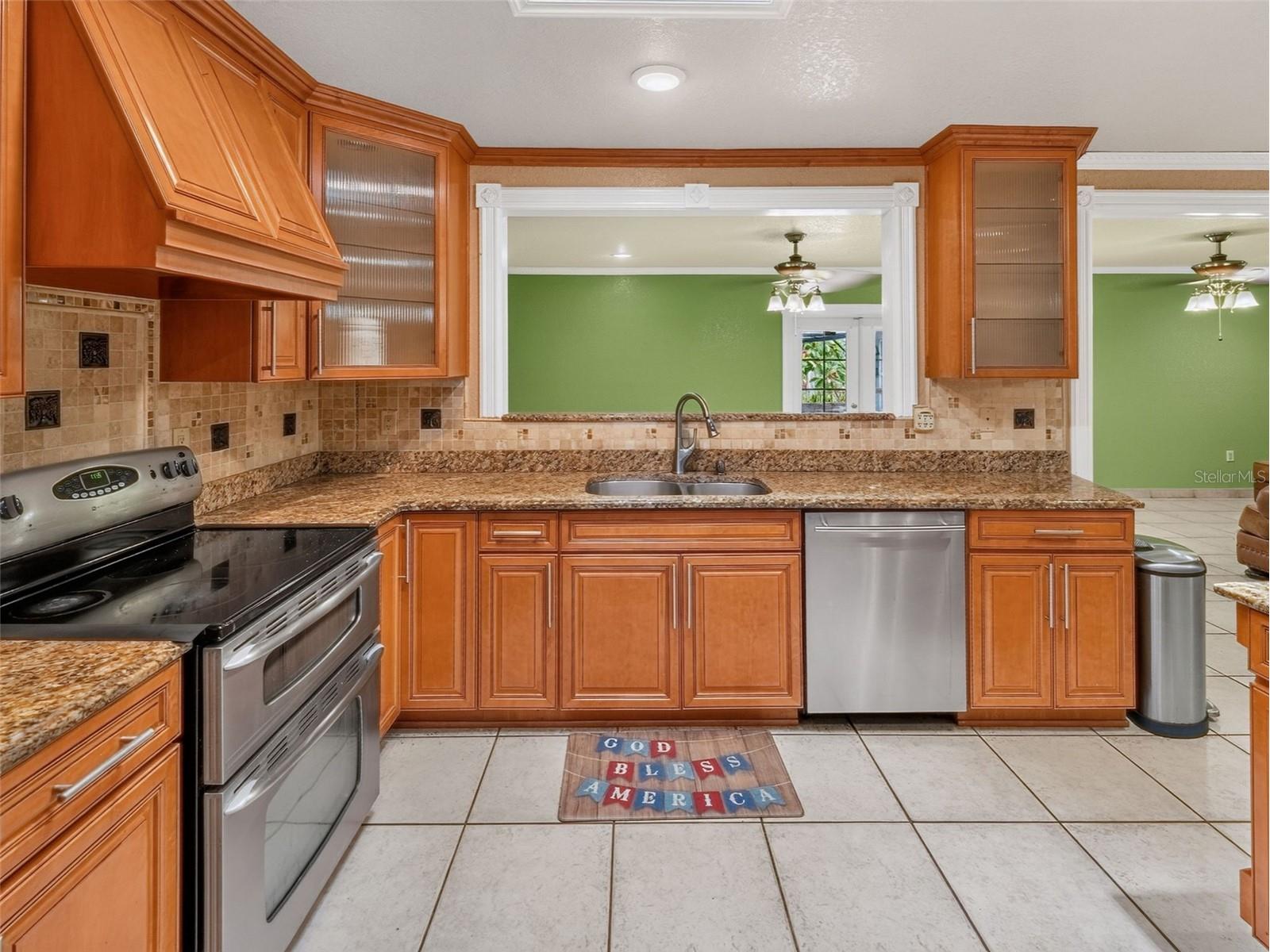 8516 Twin Lake Blvd Tampa FL 33614 TB8525828 image13