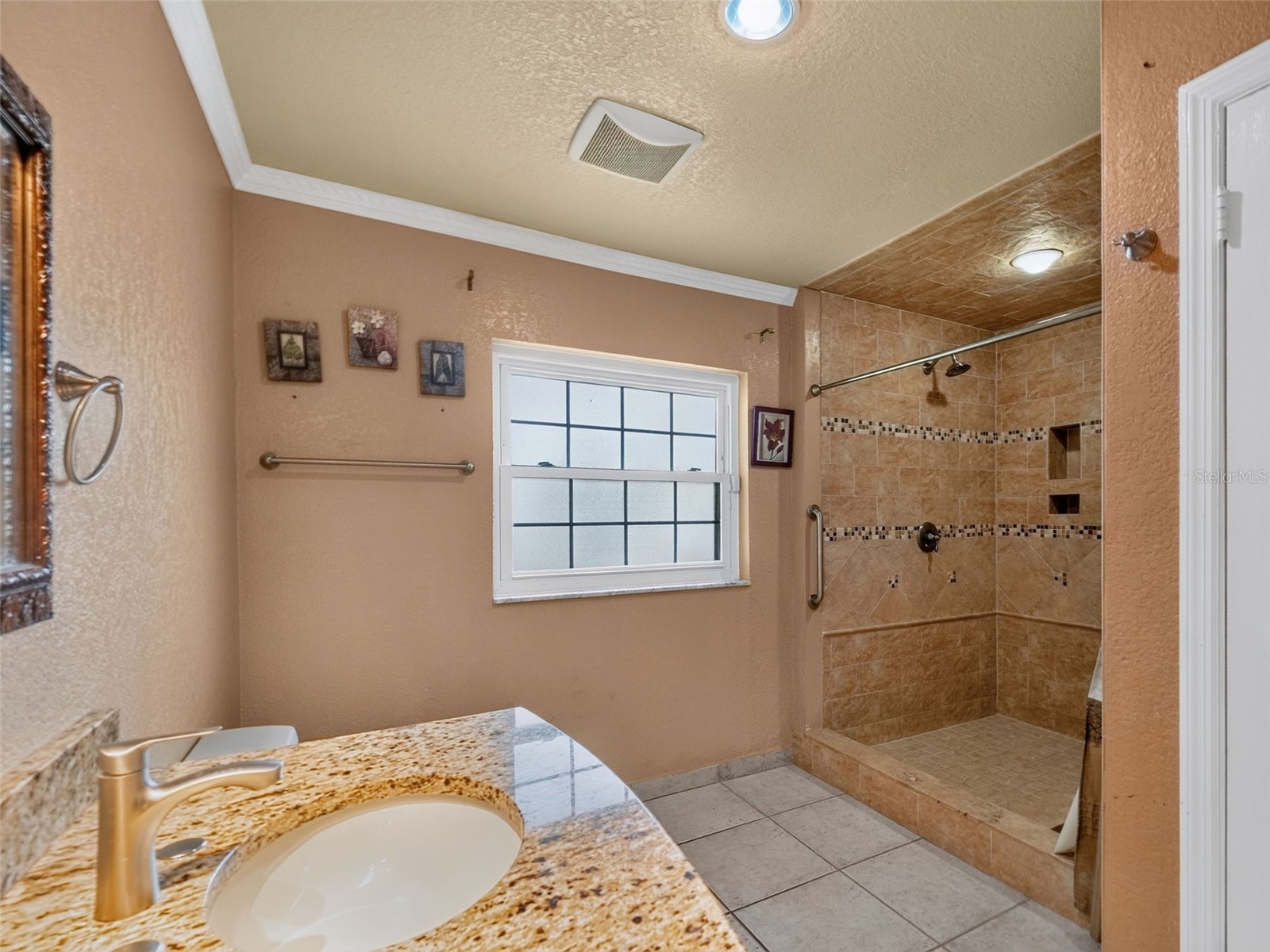8516 Twin Lake Blvd Tampa FL 33614 TB8525828 image25