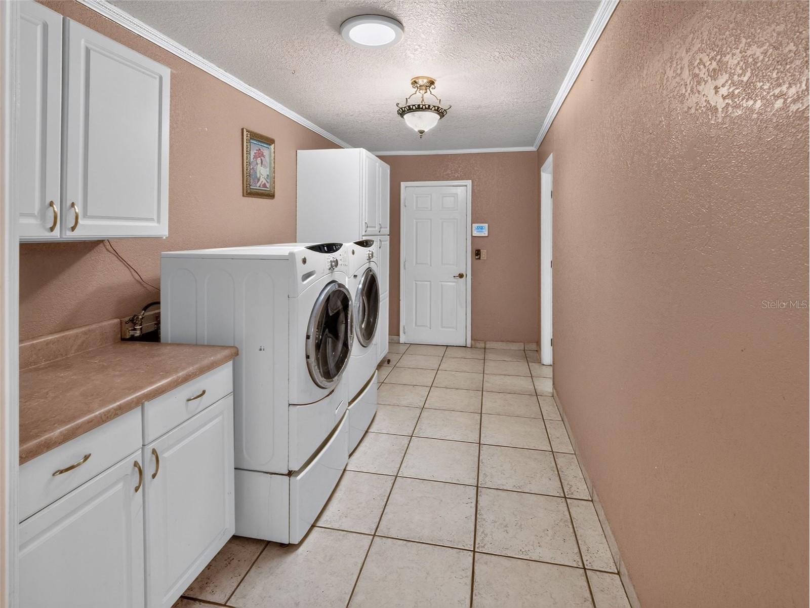 8516 Twin Lake Blvd Tampa FL 33614 TB8525828 image30